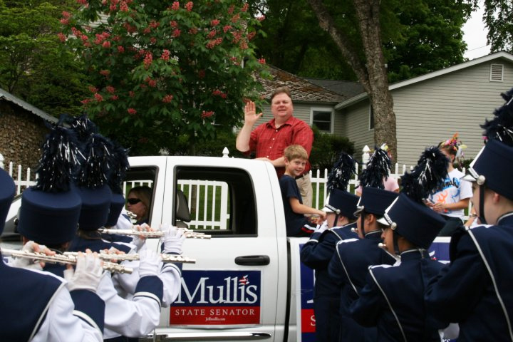 Mullis Campaigning