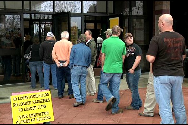 Eastman Gun Show in Dalton