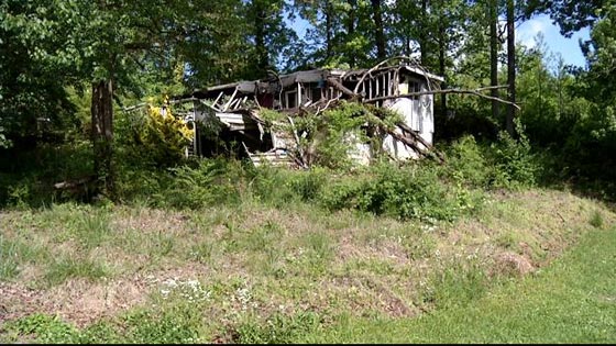 Trashed Trailer in Rossville