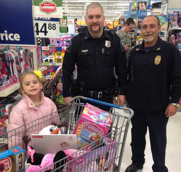 Shop With a Cop at Walmart 2014