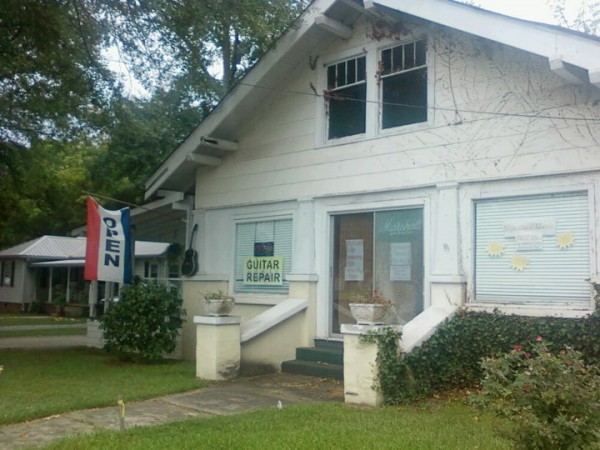 Signature Music Building / South Main