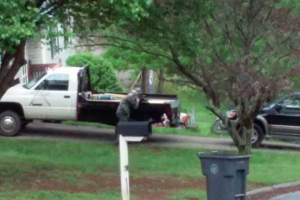 Meadowview Subdivision Police Standoff / April 19