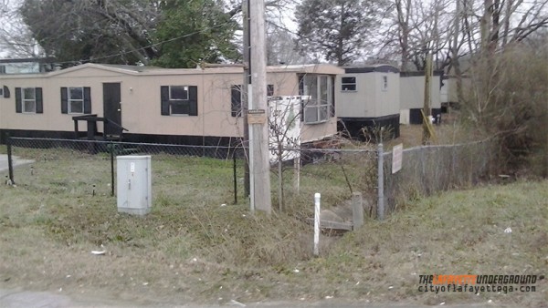 Pear Pine Trailer Park / Jessie Drive North 27 Corner