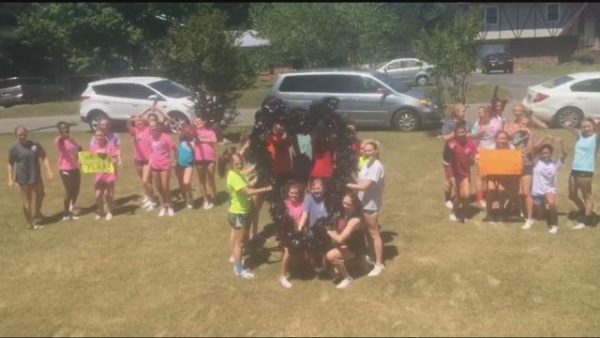 LHS Cheer Team for Amanda Lanier