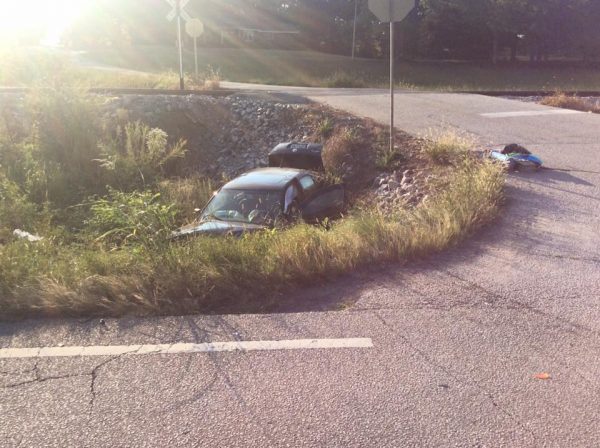 Warren Rd Wreck 09/07/16 / Josh OBryant Walker County Messenger